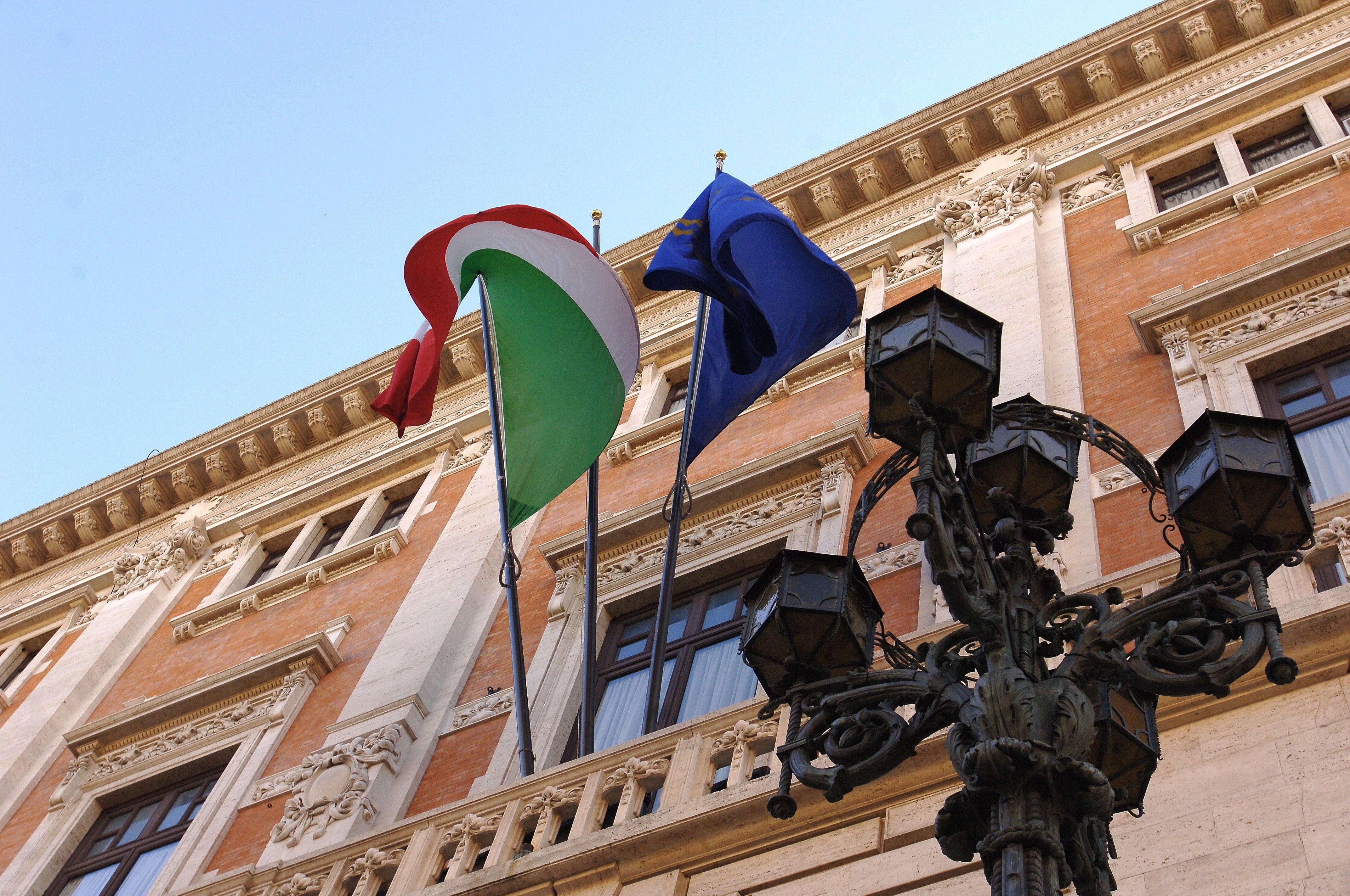Palazzo Montecitorio, facciata liberty, particolare