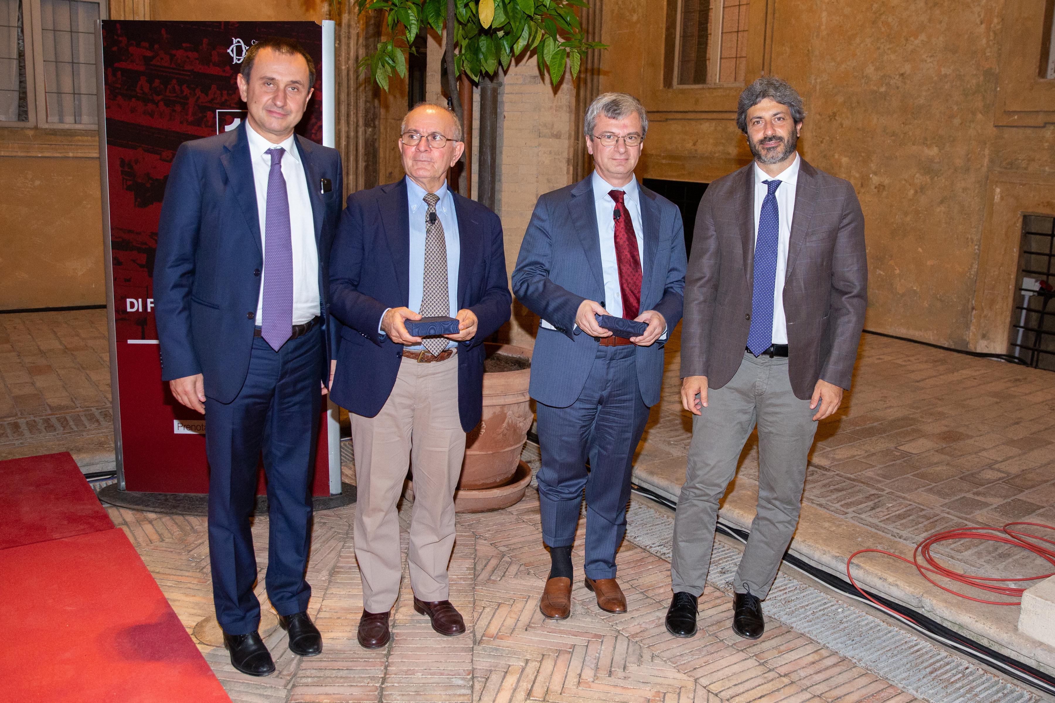 Il Presidente e il Vicepresidente della Camera con Antonio Carioti ed Emilio Gentile