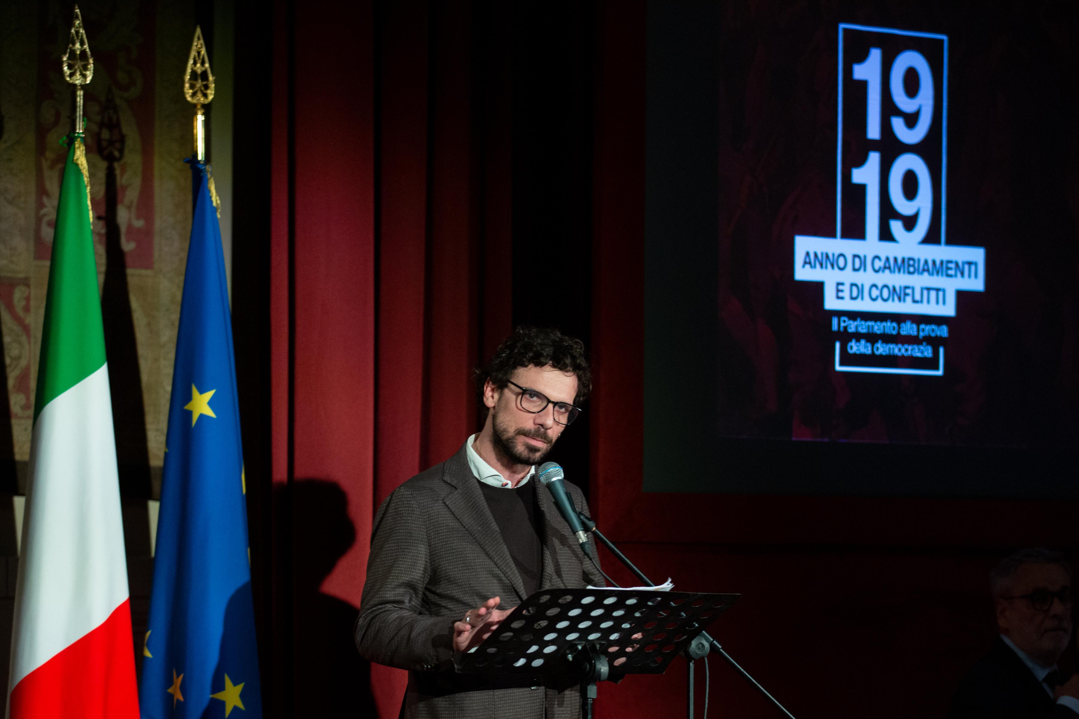 Francesco Montanari legge un brano tratto da un discorso di Claudio Treves