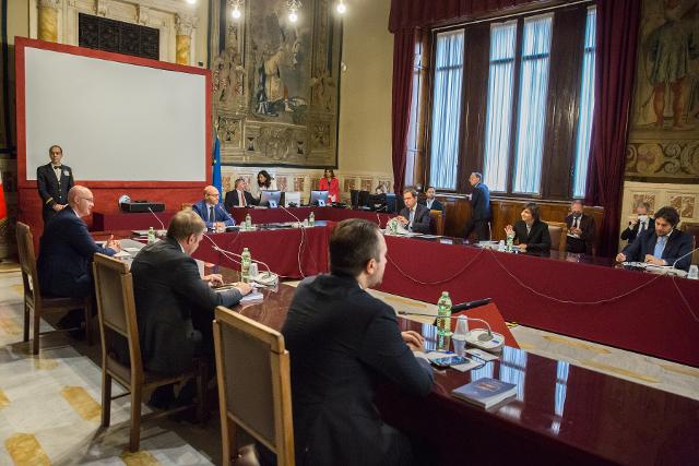 Il Presidente della Camera dei deputati, Lorenzo Fontana, presiede la prima Conferenza dei Presidenti dei gruppi parlamentari della XIX legislatura