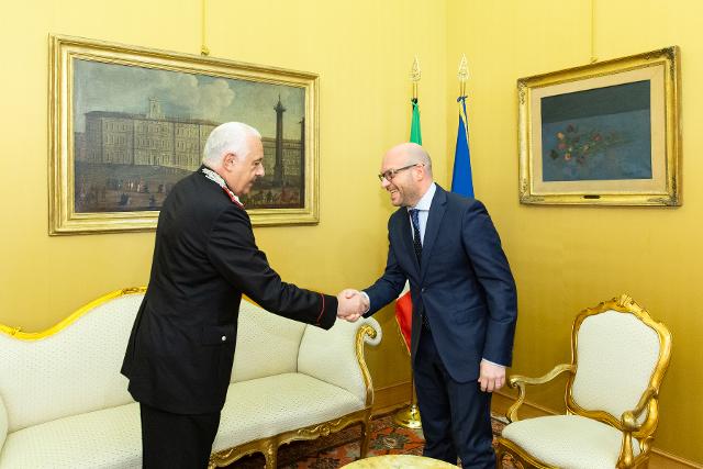 Il Presidente della Camera dei deputati, Lorenzo Fontana, con il Gen. C.A. Teo Luzi, Comandante Generale dell'Arma dei Carabinieri