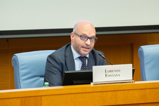 Il Presidente Lorenzo Fontana durante lo scambio di auguri con la Stampa parlamentare