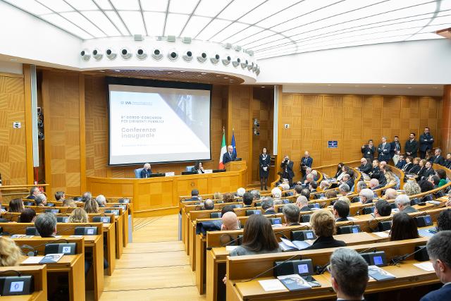 Il Presidente della Camera, Lorenzo Fontana, in un momento della Conferenza inaugurale dell'ottavo Corso-Concorso della Sna-Scuola Nazionale dell'Amministrazione 