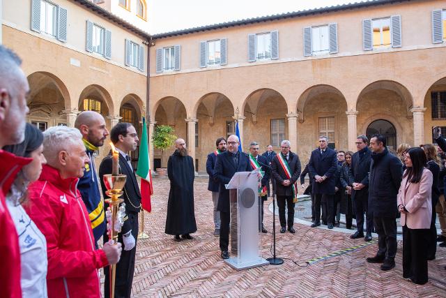 Il Presidente della Camera dei deputati, Lorenzo Fontana, durante il suo intervento in occasione della cerimonia "Marzo Benedettino - Fiaccola Pro Pace et Europa Una"