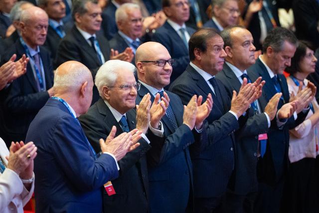 Il Presidente Fontana con il Presidente della Repubblica, Sergio Mattarella, e con il Presidente di Federcasse, Augusto Dell’Erba