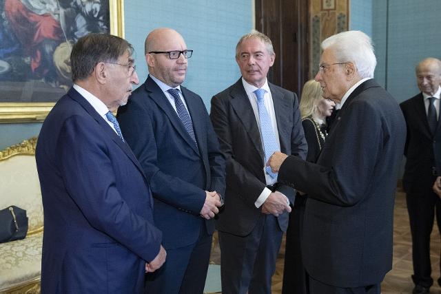 Il Presidente Fontana con il Presidente della Repubblica Mattarella, del Presidente del Senato La Russa e il Ministro delle Imprese e Made in Italy Urso, alla cerimonia di consegna delle insegne di Cavaliere dell’Ordine ‘Al Merito del Lavoro’ 