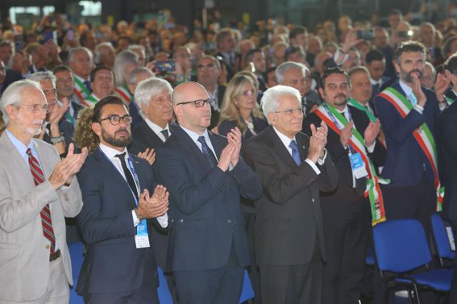 Il Presidente Lorenzo Fontana con il Presidente della Repubblica, Sergio Mattarella e con il senatore a vita e architetto, Renzo Piano