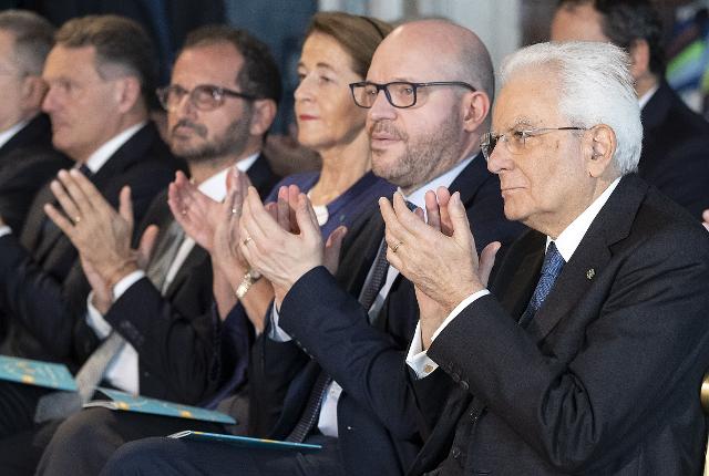 Il Presidente Fontana con il Presidente della Repubblica, Sergio Mattarella, in occasione della Cerimonia de ‘I Giorni della Ricerca’ presso il Palazzo del Quirinale
