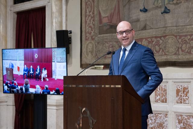 Il Presidente Fontana durante il suo indirizzo di saluto al convegno "Pane di Altamura. Da icona nazionale a patrimonio dell'umanità"