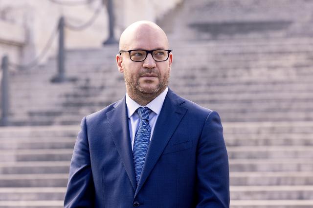 Il Presidente della Camera dei deputati, Lorenzo Fontana, in occasione della solenne cerimonia di deposizione di una corona d’alloro all'Altare della Patria, il 25 aprile, 79° Anniversario della Liberazione.