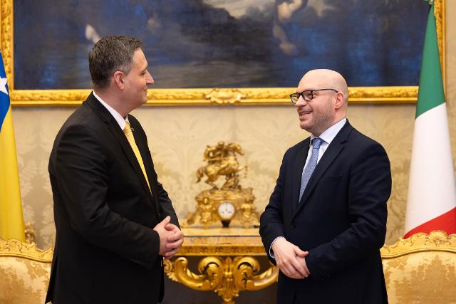 Il Presidente Lorenzo Fontana con il Presidente di turno della Presidenza tripartita di Bosnia Erzegovina, Denis Bećirović