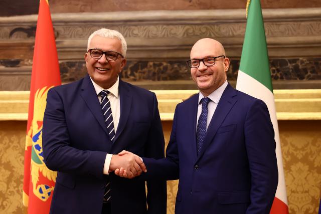 Il Presidente della Camera dei deputati, Lorenzo Fontana, con Andrija Mandić, Presidente del Parlamento del Montenegro.