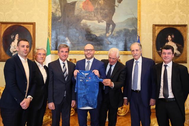Il Presidente Fontana in occasione dell’evento “Ciclismo, Valori e Territori – La Coppa Italia delle Regioni 2025”