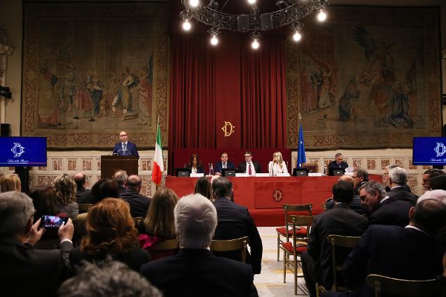 Il Presidente Fontana durante il suo indirizzo di saluto alla cerimonia di inaugurazione dell'anno giudiziario tributario 2025.