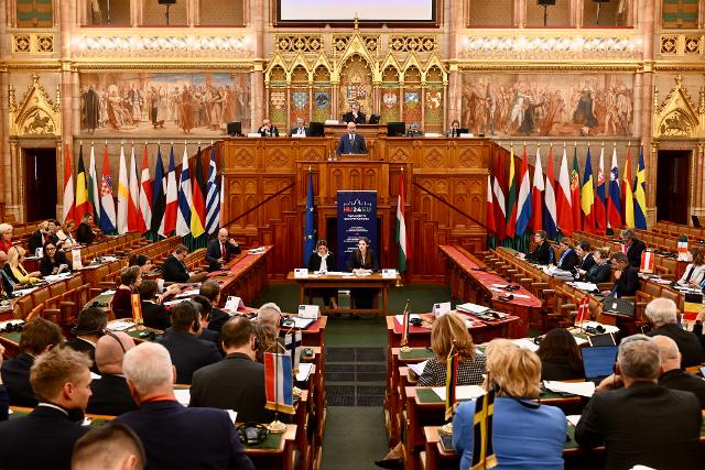 La Conferenza dei Presidenti dei Parlamenti dell’Unione Europa si è tenuta nella sede dell'Assemblea nazionale d'Ungheria, il parlamento monocamerale magiaro.