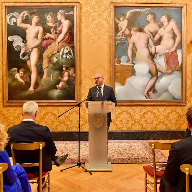 Il presidente Lorenzo Fontana Montecitorio in un momento dell’inaugurazione del nuovo allestimento della Sala Aldo Moro