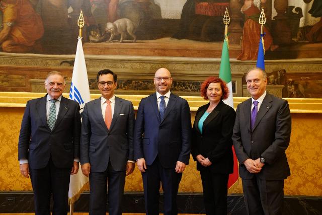 Il Presidente Lorenzo Fontana con il Presidente dell’Assemblea parlamentare della NATO, Marcos Perestrello de Vasconcellos, con Agnes Vadai e Fernando Gutierrez, Vice Presidenti Assemblea parlamentare NATO e con Lorenzo Cesa, Presidente Delegazione...