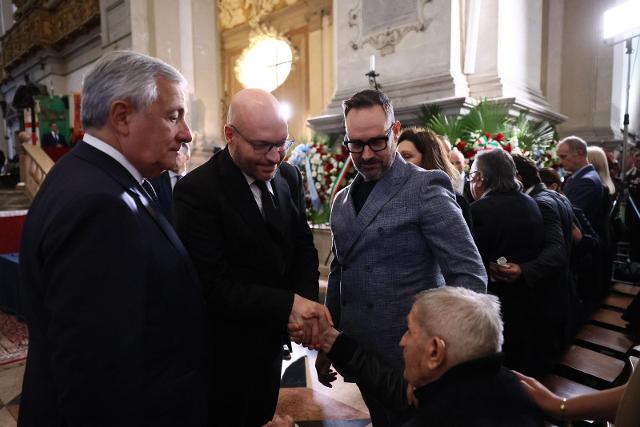 Un momento delle Esequie di Stato del Luogotenente Marco Piffari, del Brigadiere capo Valerio Daprà e del Carabiniere scelto Davide Bernardello, scomparsi nella tragedia di Castel d’Azzano (VR).