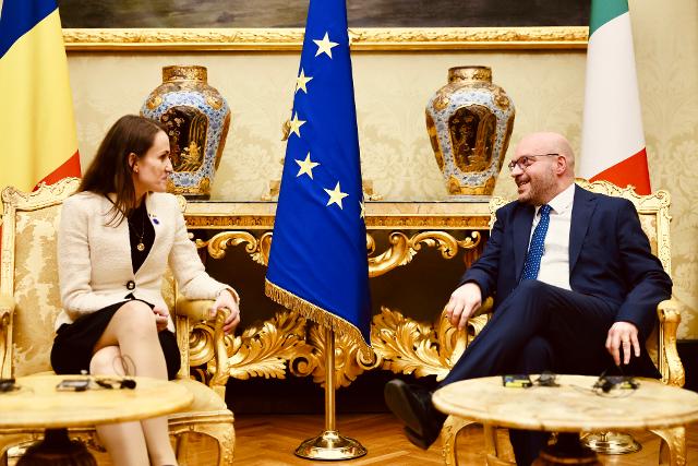 Il Presidente Fontana nel corso dell'incontro con il Ministro degli Affari Esteri della Romania, Oana Toiu