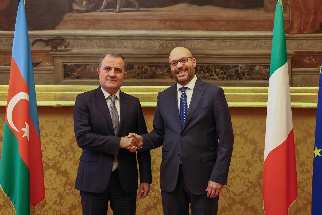 Il Presidente Lorenzo Fontana con il Ministro degli Affari Esteri della Repubblica dell’Azerbaigian, Jeyhun Bayramov