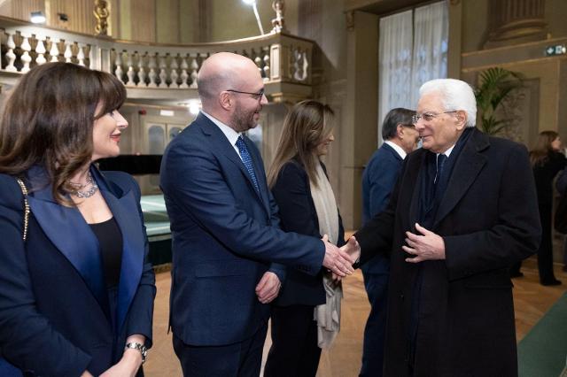 Il Presidente Lorenzo Fontana con il Presidente della Repubblica, Sergio Mattarella, al ricevimento in onore dei capi di Stato e di governo dei paesi partecipanti ai Giochi Paralimpici Invernali Milano Cortina 2026