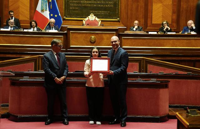 Il Presidente Lorenzo Fontana con il Presidente del Senato, Ignazio La Russa, in un momento della cerimonia del giorno della memoria dedicato alle vittime del terrorismo