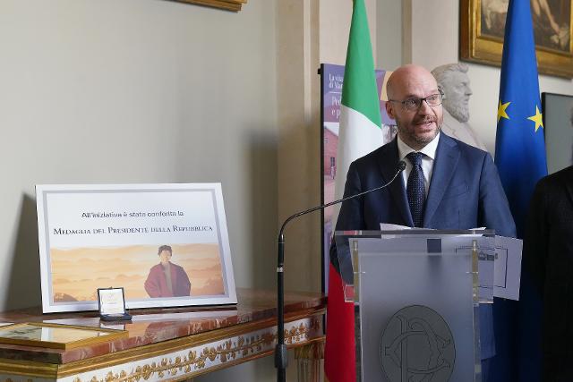 Il Presidente Fontana rivolge il suo indirizzo di saluto all’inaugurazione della mostra “Maria Bonino. La vita è la realizzazione del sogno della giovinezza”