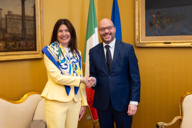 Il Presidente Lorenzo Fontana con l’ambasciatore di Turchia in Italia, S.E. Elif Çomoğlu Ülgen