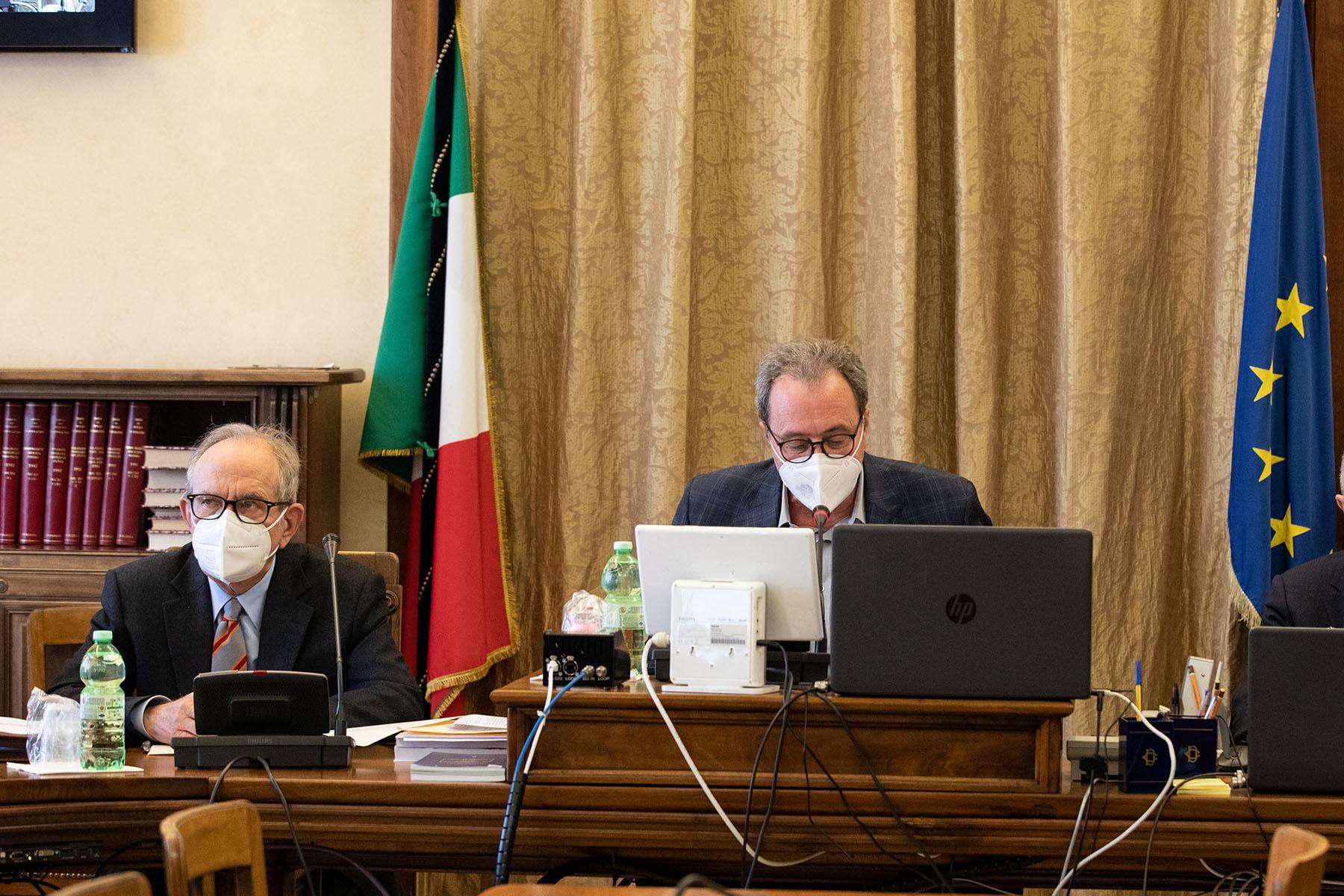 Il Presidente della Commissione Bilancio, Fabio Melilli e Pier Carlo Padoan, già Ministro dell'Economia e delle Finanze