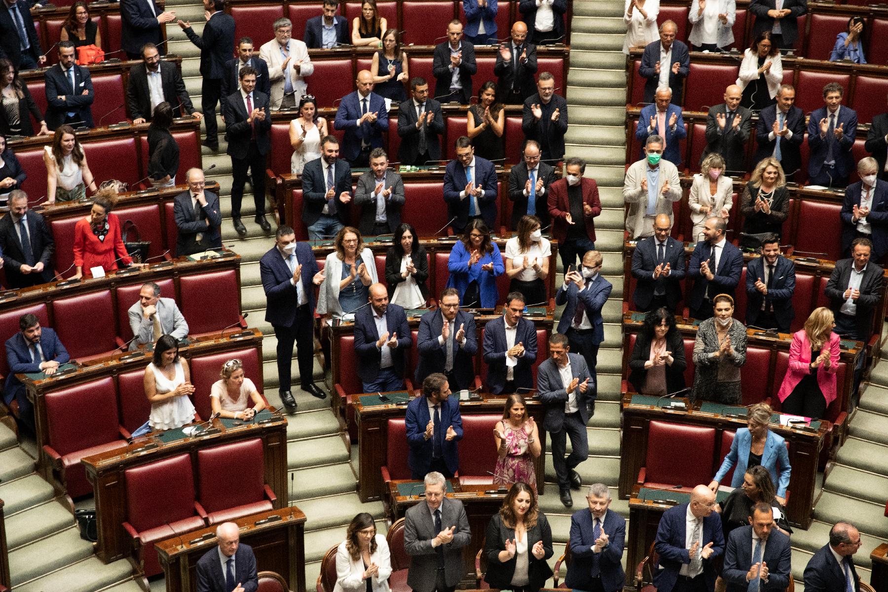 Aula della Camera - Dimissioni del Presidente del Consiglio dei ministri