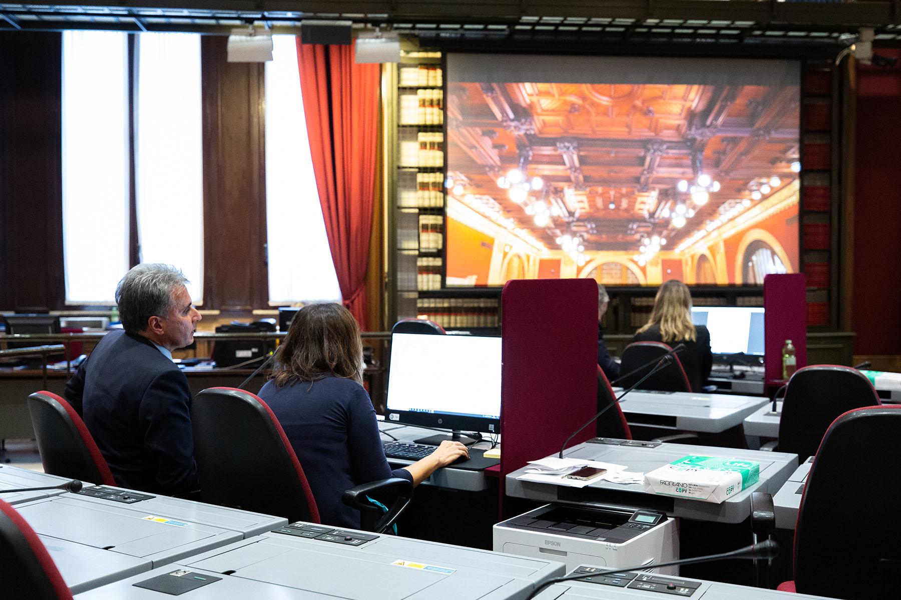 I primi adempimenti dei deputati eletti nella XIX legislatura