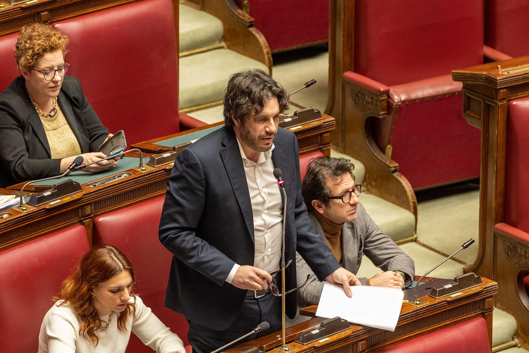 Intervento del deputato Francesco Silvestri